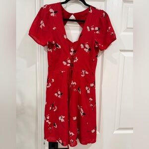 Abercrombie & Fitch red floral mini dress front corset/lace-up detailing size L